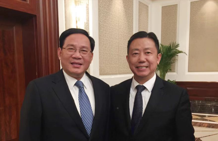 中央政治局常委、國(guó)務(wù)院總理李強(qiáng)與周海江合影